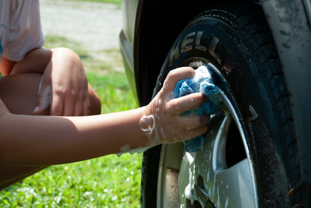 Steg för steg: Så tvättar du bilen som ett proffs